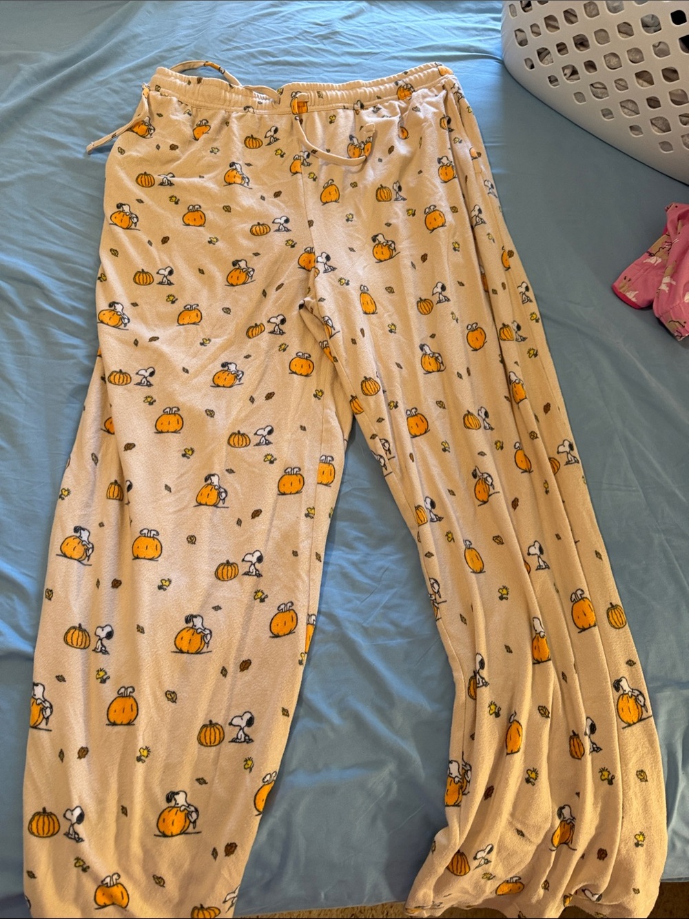 American Eagle Outfitters Beige Snoopy Pumpkin Print Pajama Pants
